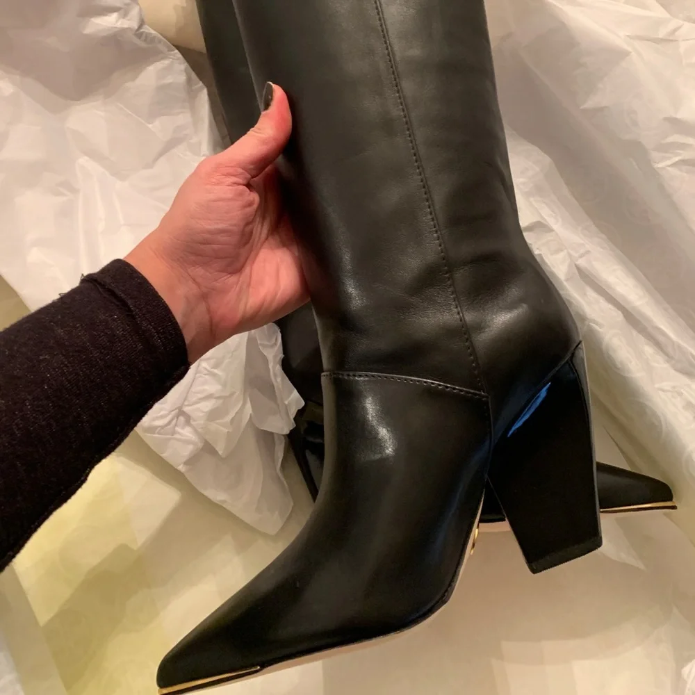 SOLD⛔️TORY BURCH SOFT LEATHER Knee high 3.6" heel pointy gold tip toe boots - Picture 14 of 16
